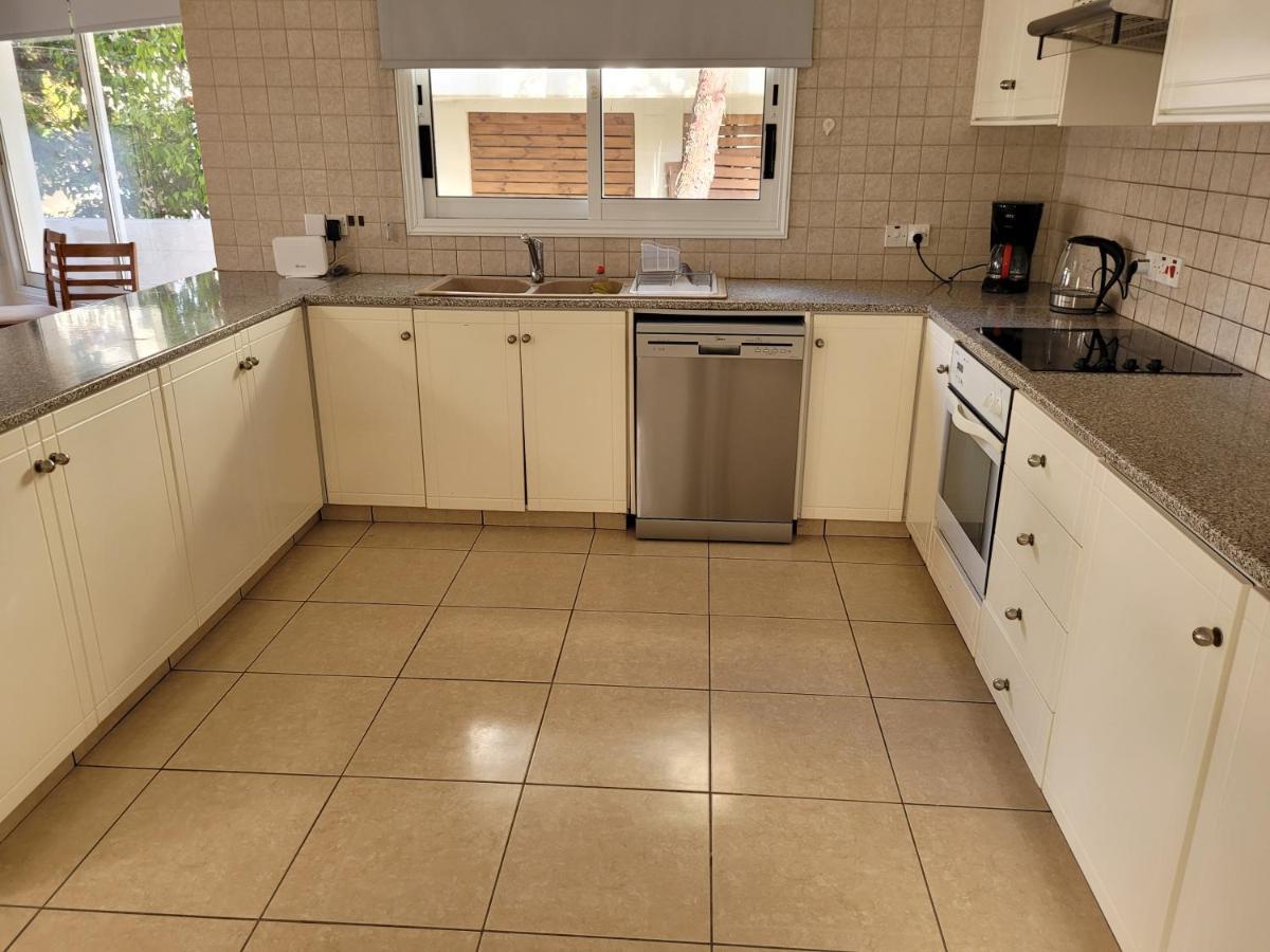 Elean Villa Пафос Екстериор снимка