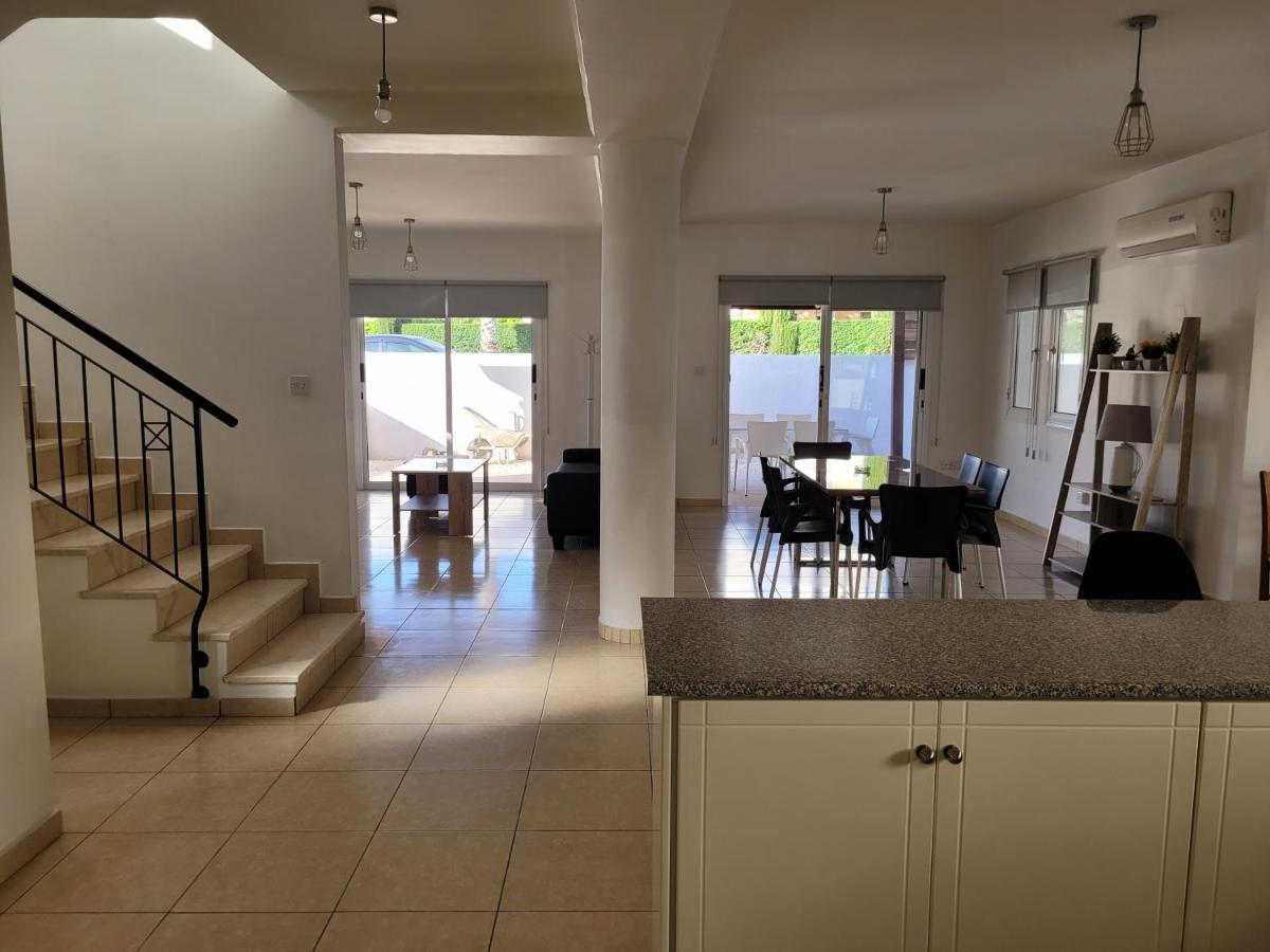 Elean Villa Пафос Екстериор снимка